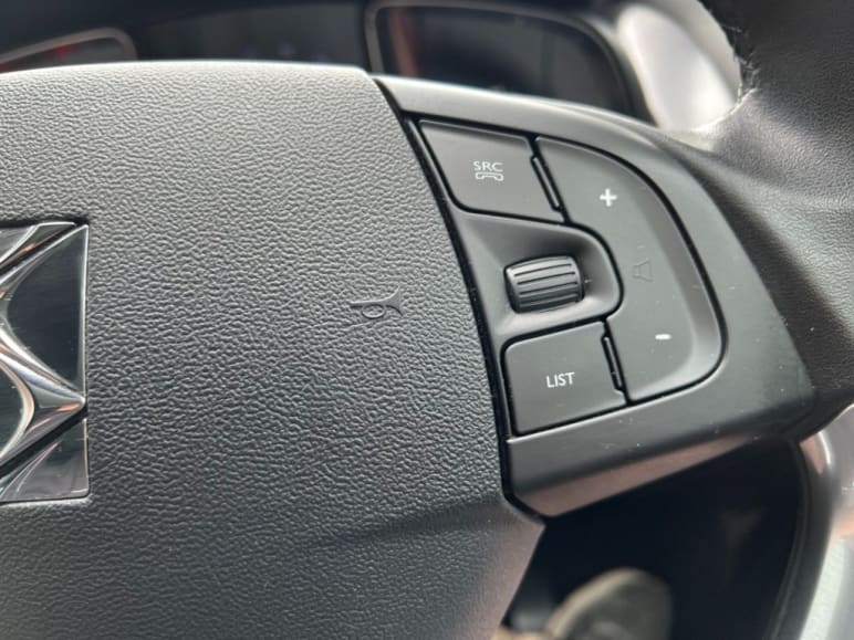 2.0 HDi DStyle Hatchback 5dr Diesel EAT6 Euro 5 (1