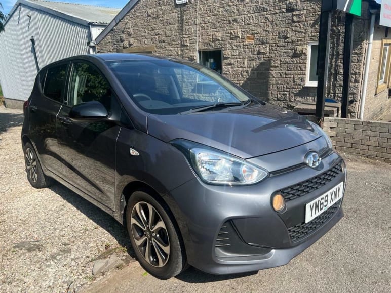 HYUNDAI I10