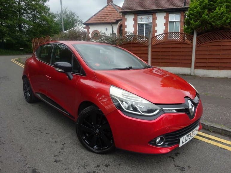 RENAULT CLIO
