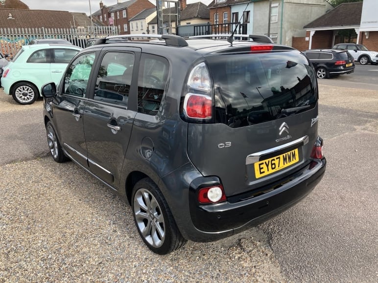 1.6 BlueHDi Platinum Low Mileage