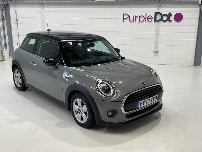 MINI HATCHBACK