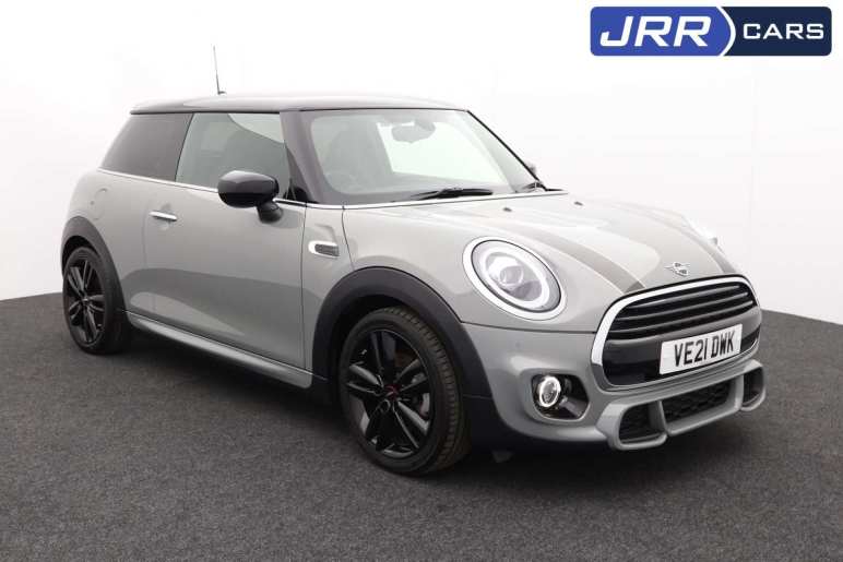 MINI HATCHBACK