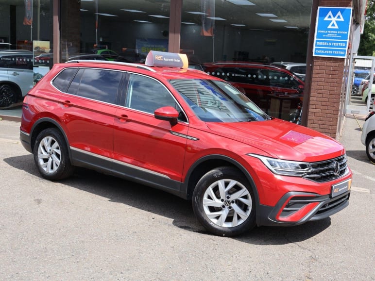 VOLKSWAGEN TIGUAN ALLSPACE