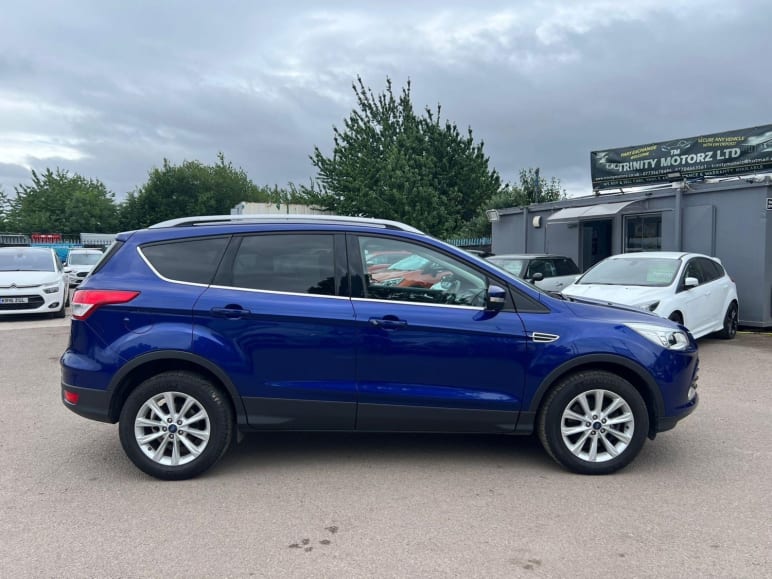 FORD KUGA