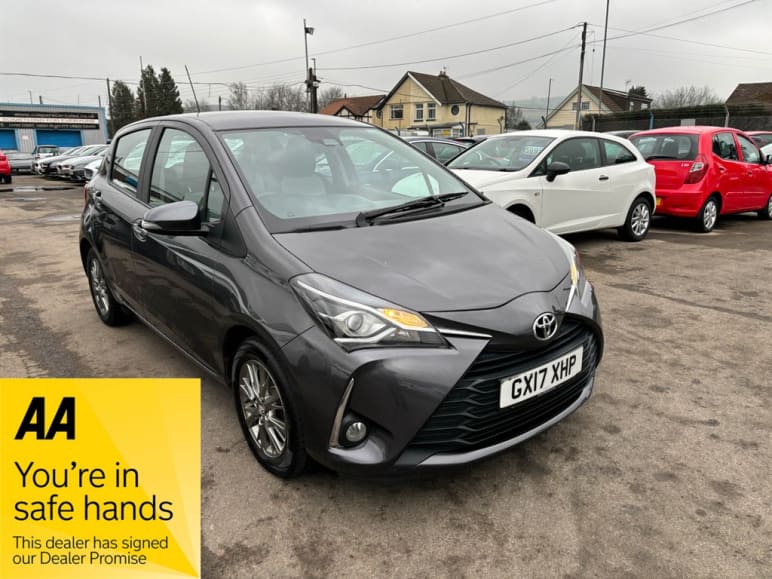 TOYOTA YARIS