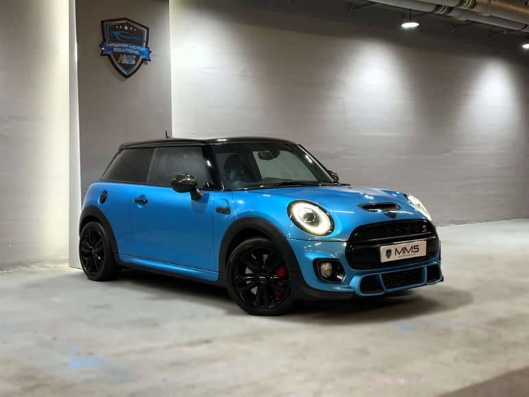 Mini Hatchback