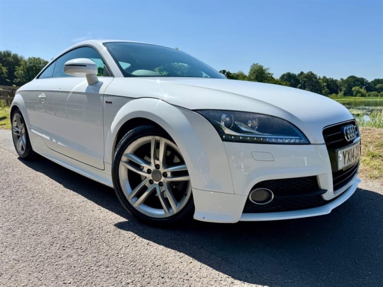 AUDI TT