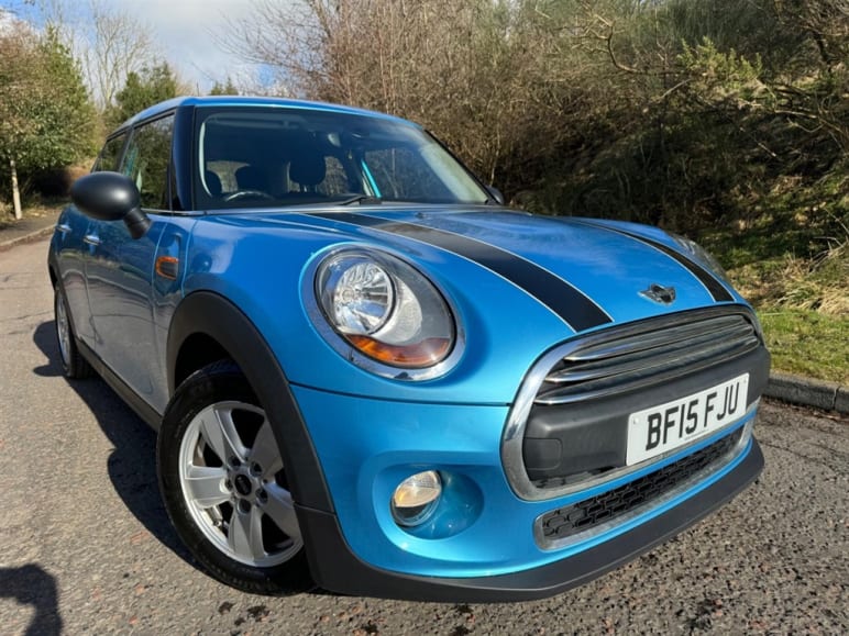 MINI HATCHBACK