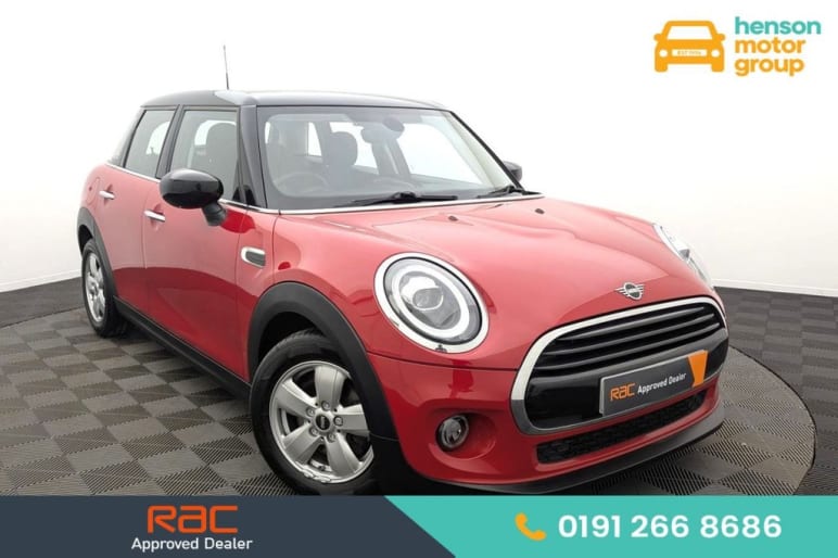 MINI HATCHBACK