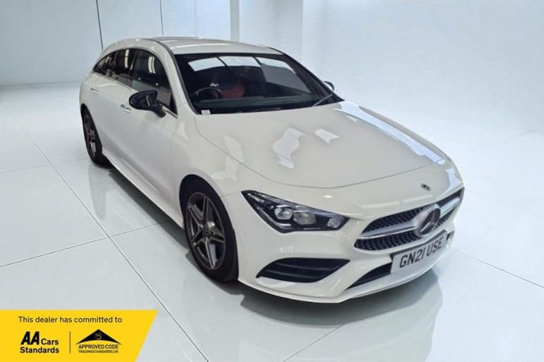 MERCEDES-BENZ CLA