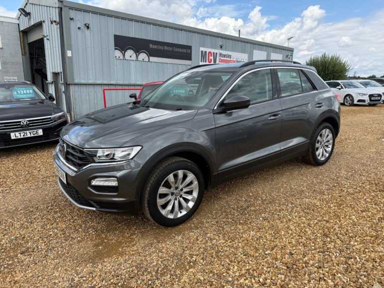VOLKSWAGEN T-ROC
