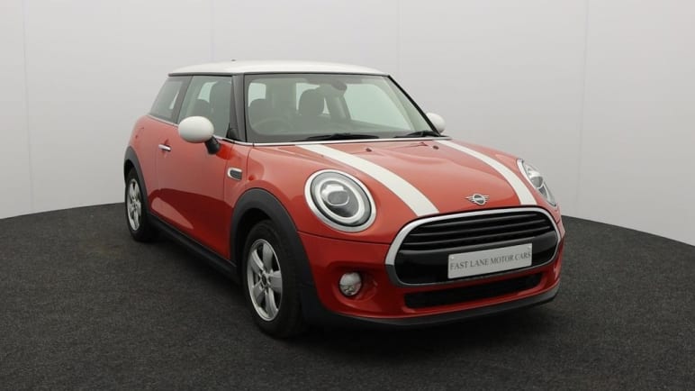 MINI HATCHBACK