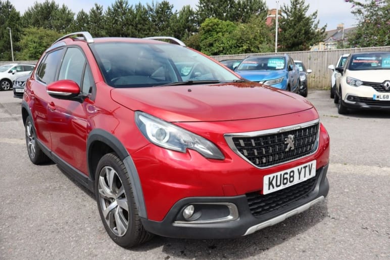PEUGEOT 2008
