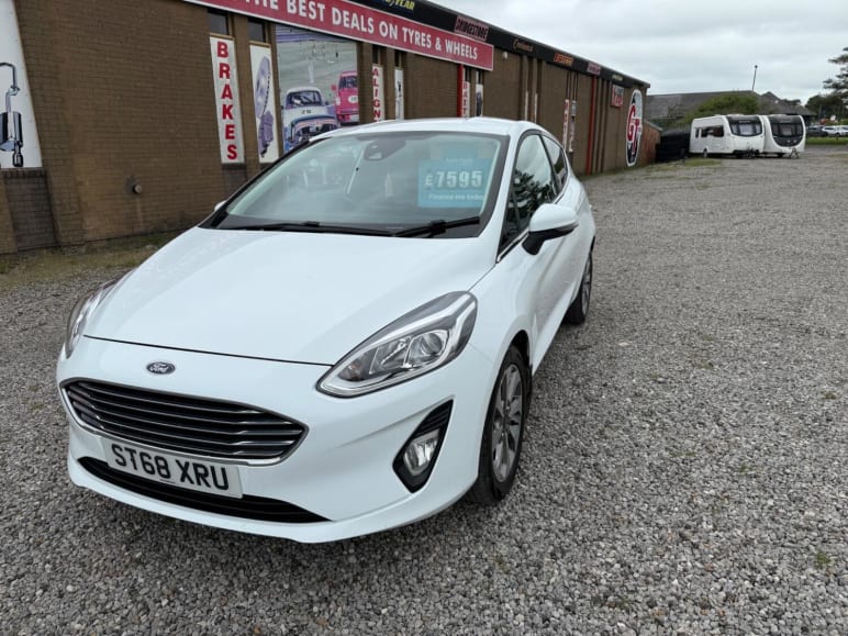 FORD FIESTA
