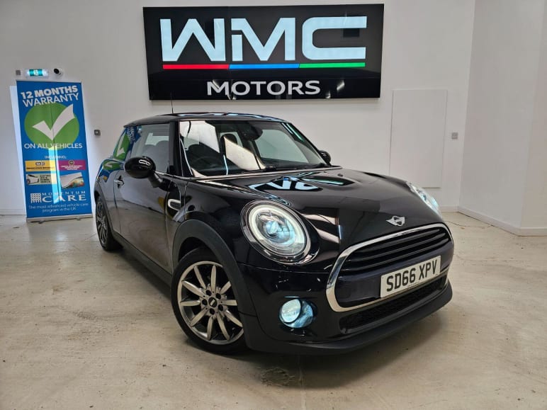 MINI HATCHBACK