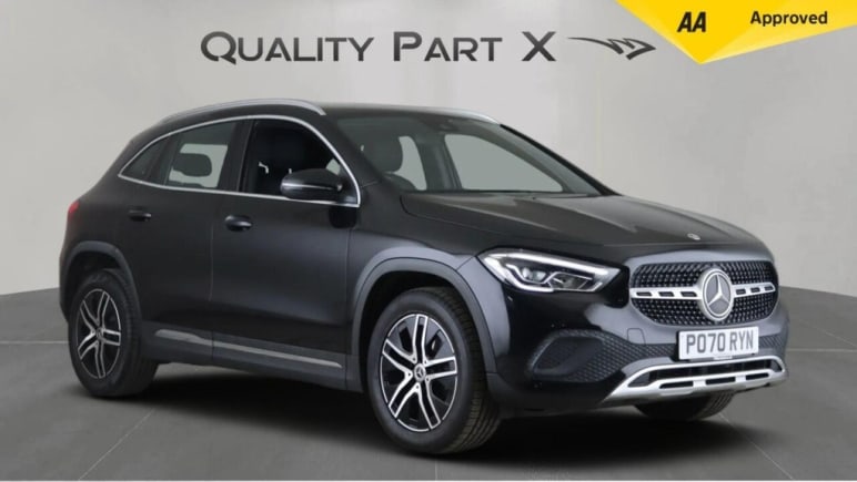 MERCEDES-BENZ GLA
