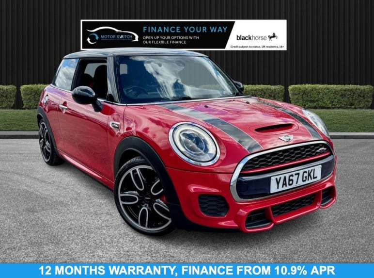 MINI HATCHBACK