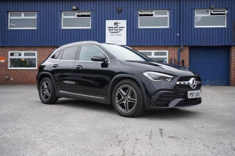 MERCEDES-BENZ GLA