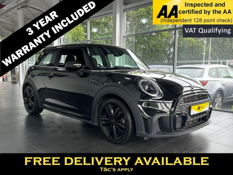 MINI HATCHBACK