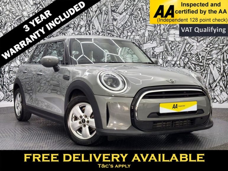 MINI HATCHBACK