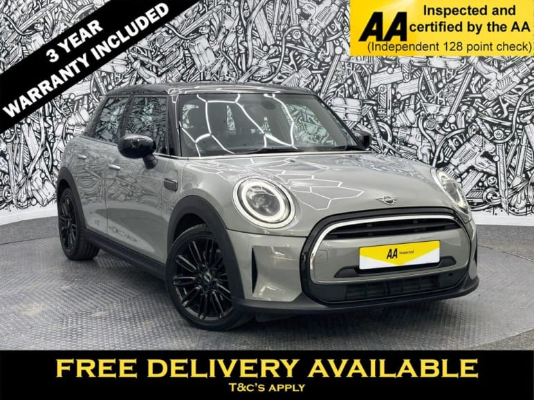 MINI HATCHBACK