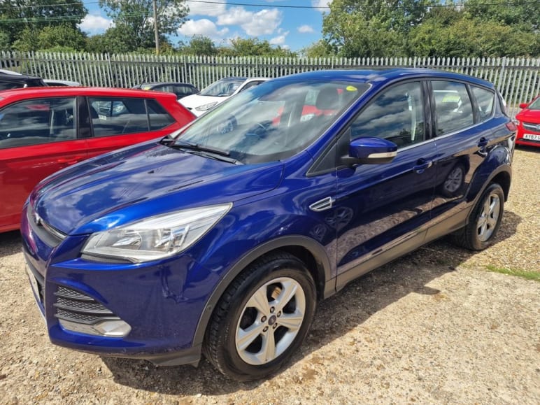 FORD KUGA