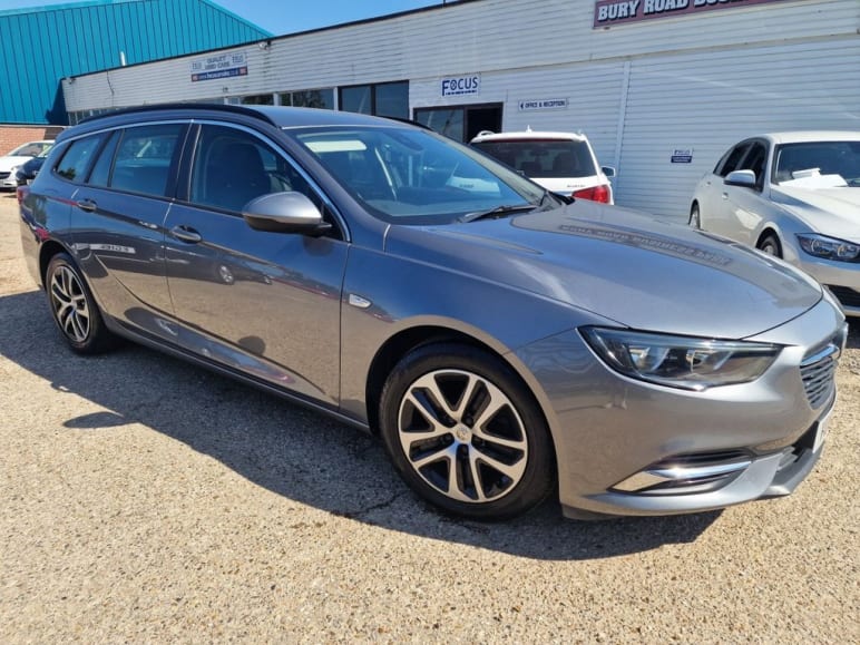 VAUXHALL INSIGNIA