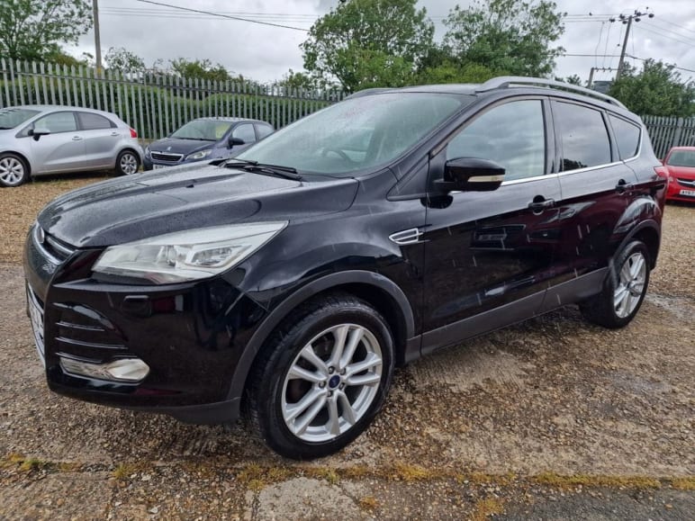 FORD KUGA