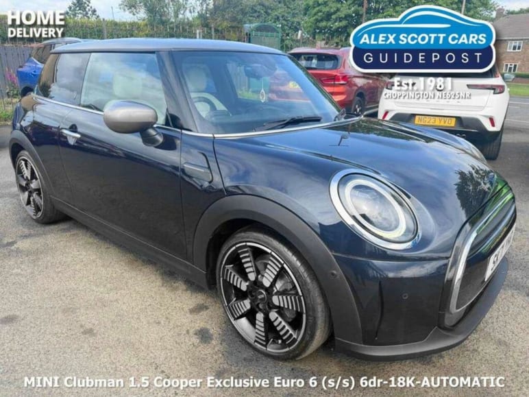 MINI HATCHBACK
