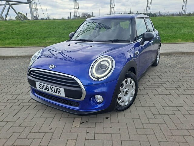 MINI HATCHBACK