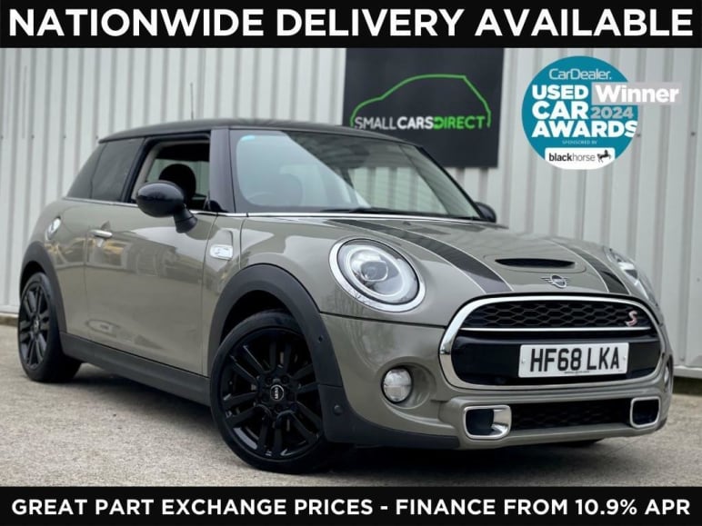 MINI HATCHBACK