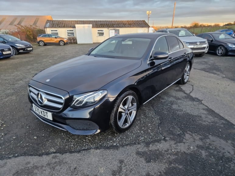 MERCEDES-BENZ E Class