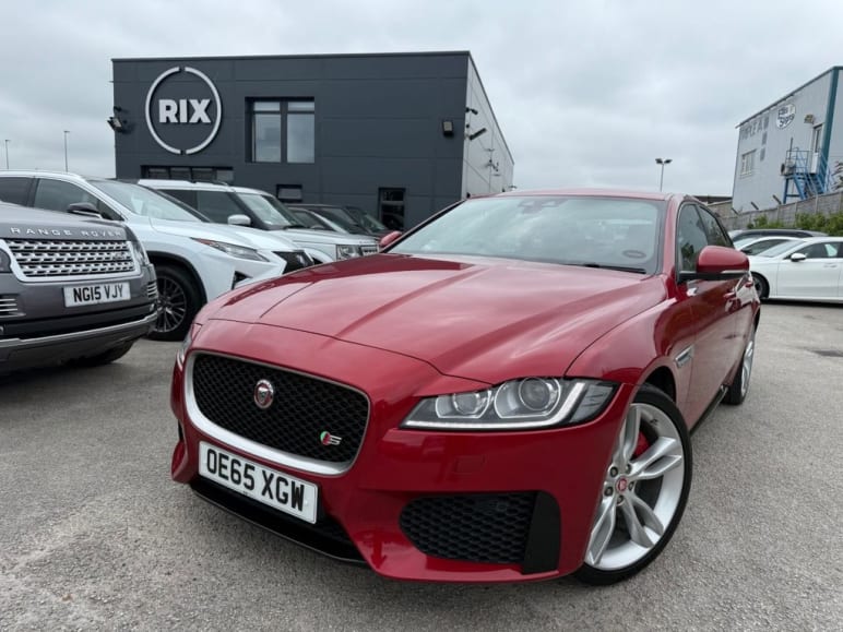 JAGUAR XF
