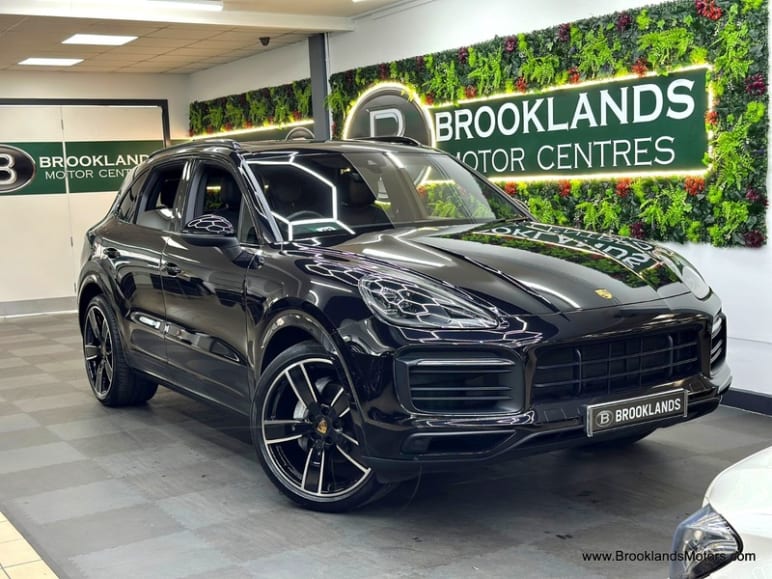 PORSCHE CAYENNE