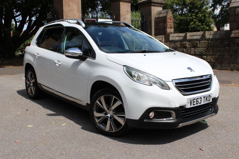 PEUGEOT 2008