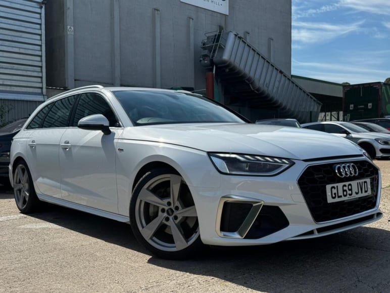 AUDI A4