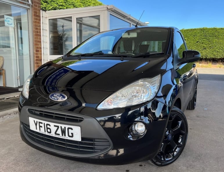 1.2 Zetec Black Edition Hatchback 3dr Petrol Manua