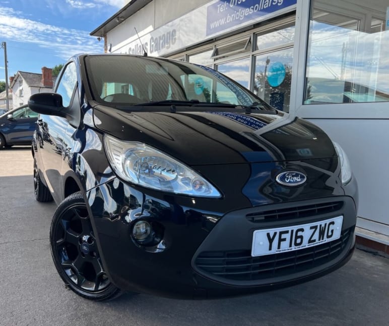 1.2 Zetec Black Edition Hatchback 3dr Petrol Manua