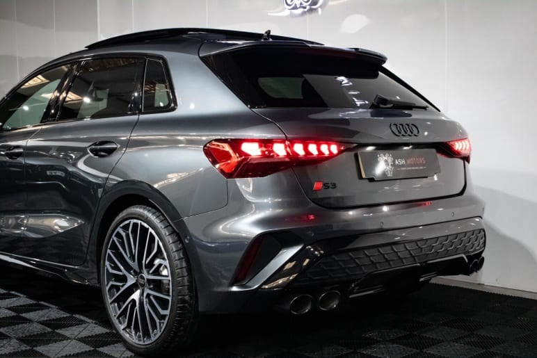 2.0 TFSI Black Edition