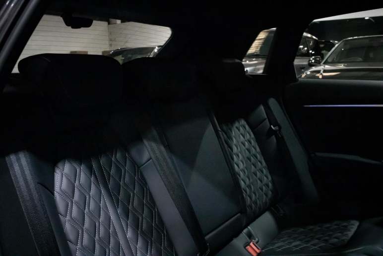 2.0 TFSI Black Edition