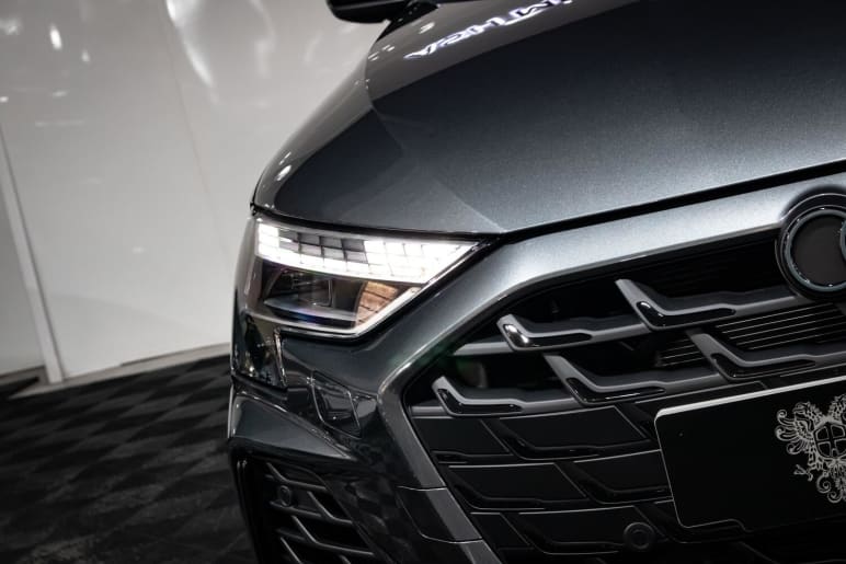 2.0 TFSI Black Edition