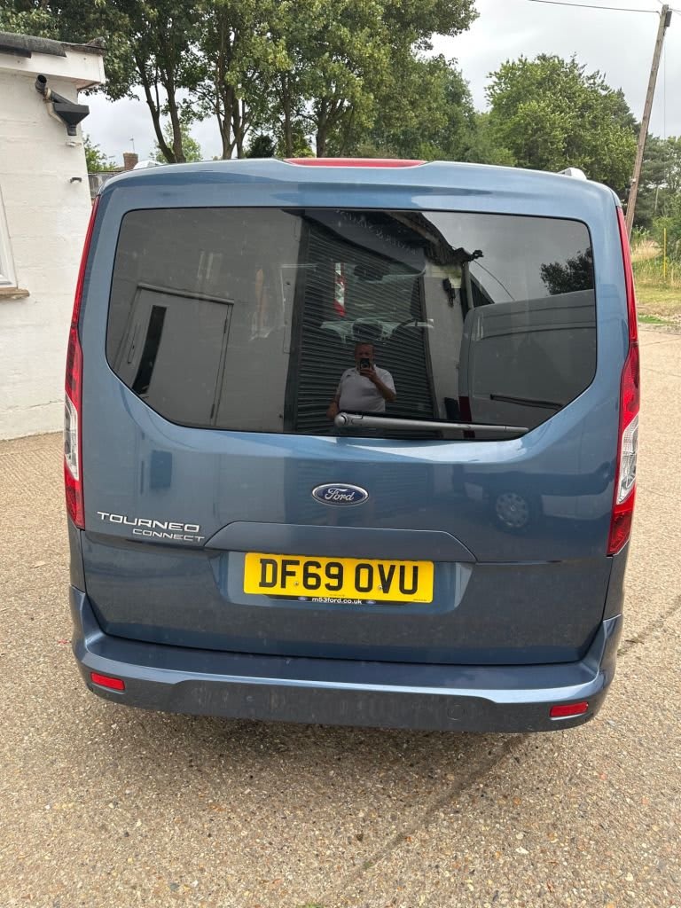 1.5 EcoBlue Titanium  Auto Euro 6 120 ps