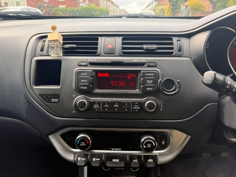 1.4 3 Hatchback 5dr Petrol Manual Euro 5 (107 bhp)