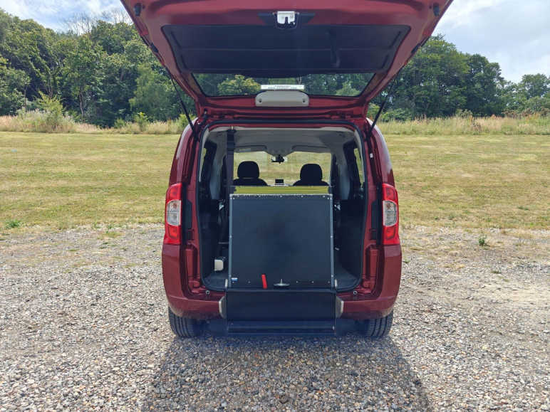 1.4 Lounge Euro 6 5dr