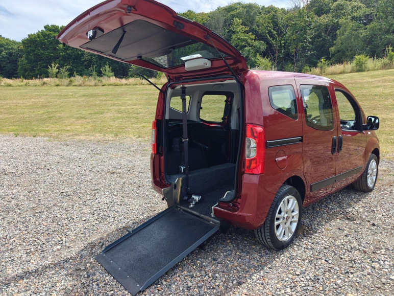 1.4 Lounge Euro 6 5dr