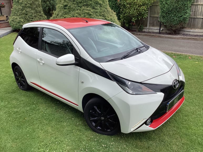 TOYOTA AYGO
