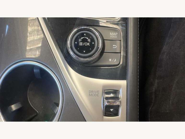 Q50 SE D AUTO