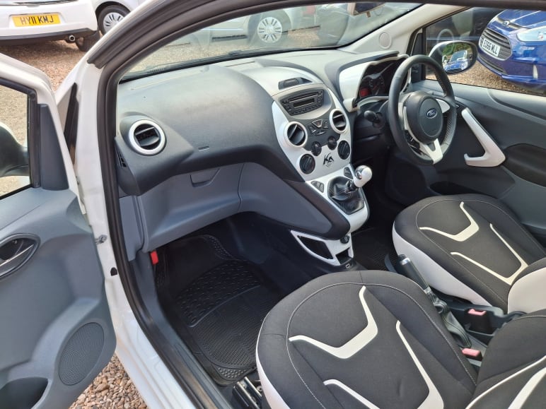 1.2 Zetec White Edition 3dr