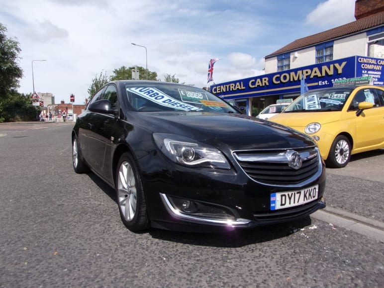 VAUXHALL INSIGNIA