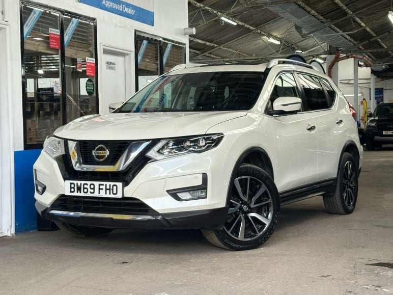 NISSAN X-TRAIL